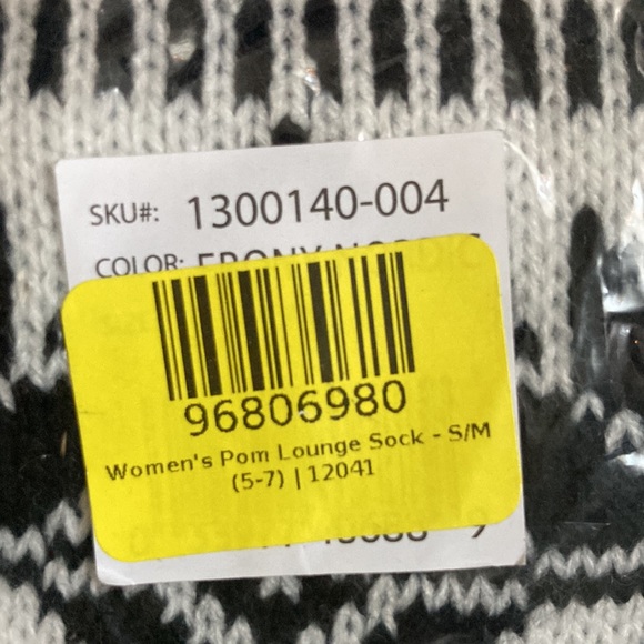 NWT MUK LUKS women’s cozy lounge socks size small (5-7) - Picture 5 of 7